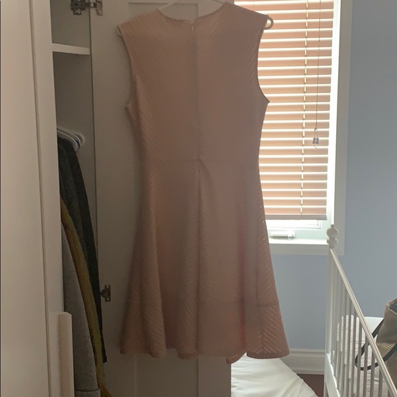 Light pink dress - Picture 3 of 3